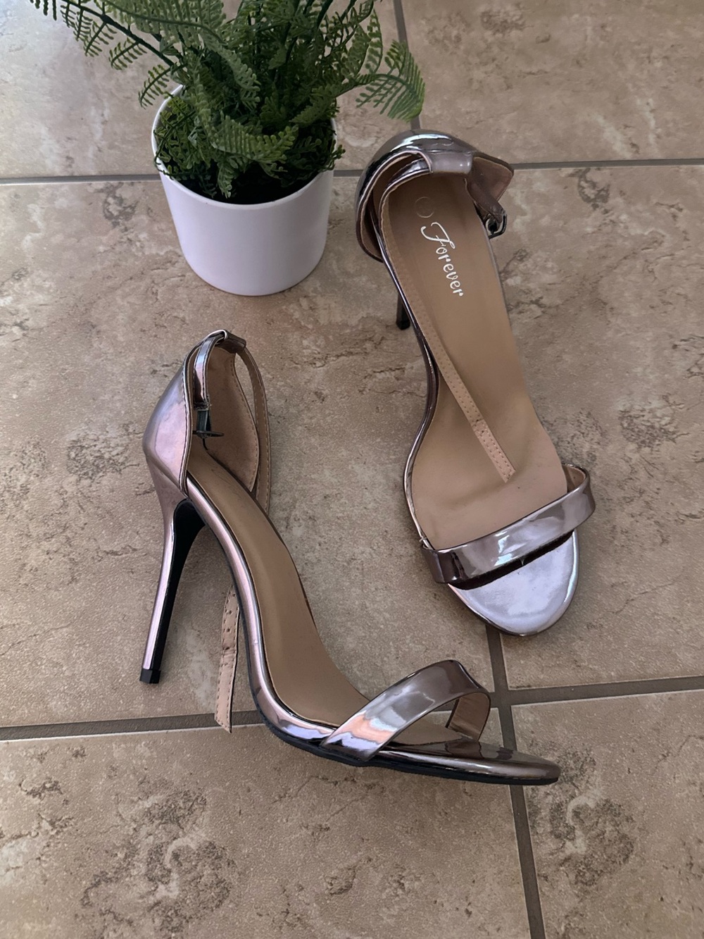 METALLIC OPEN TOE HEELS